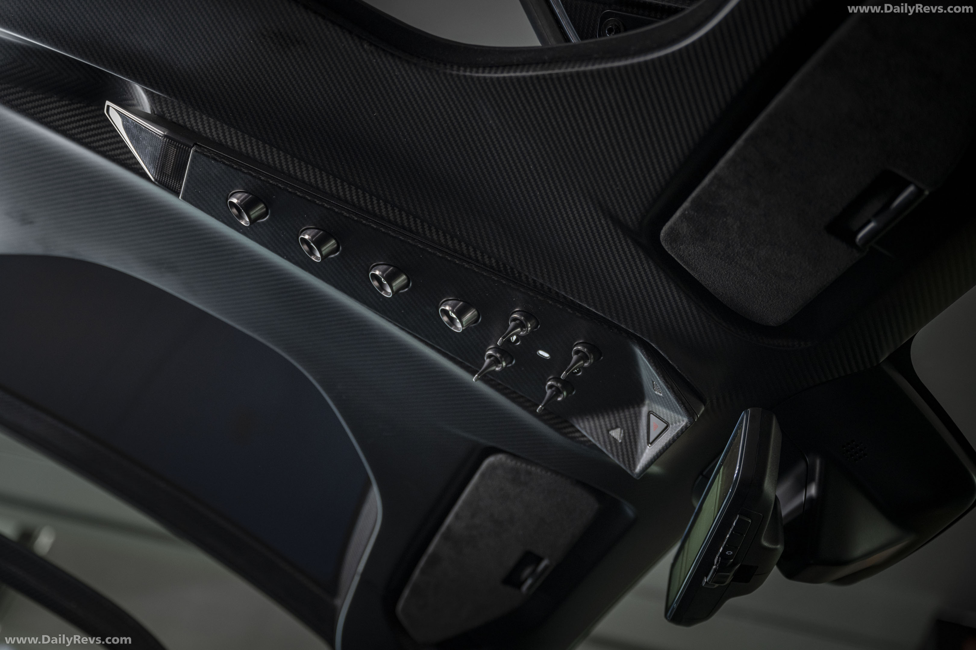 2026 Alfa Romeo 33 Stradale Perla Nera Interior